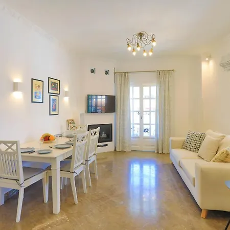 Holiday home Kassiopi Home